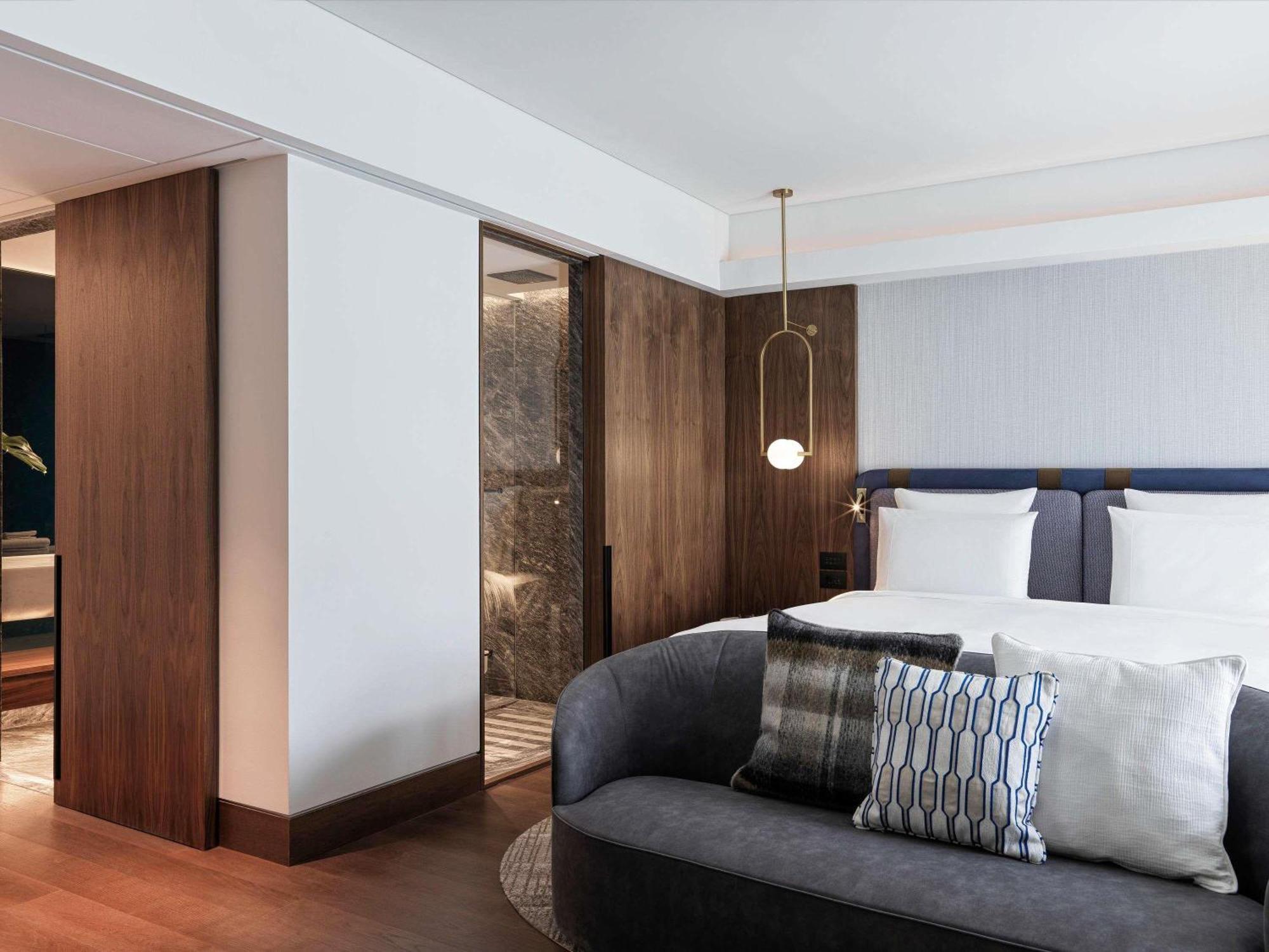Junior Suite King